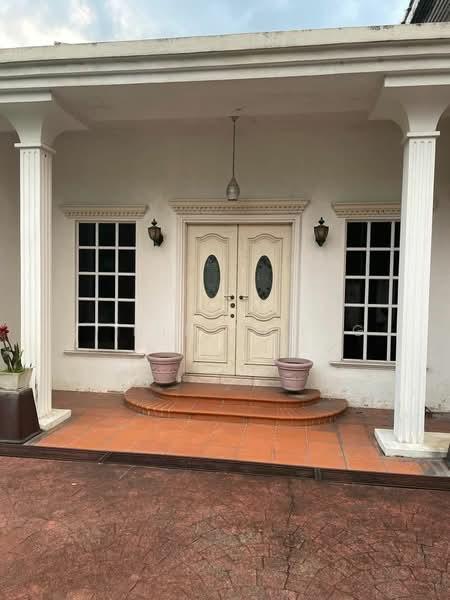 PJ CORNER 8,250sf Bungalow. Vibrant Landscape. 2km SS2 & KLGCC. 3km Federal Highway - 4