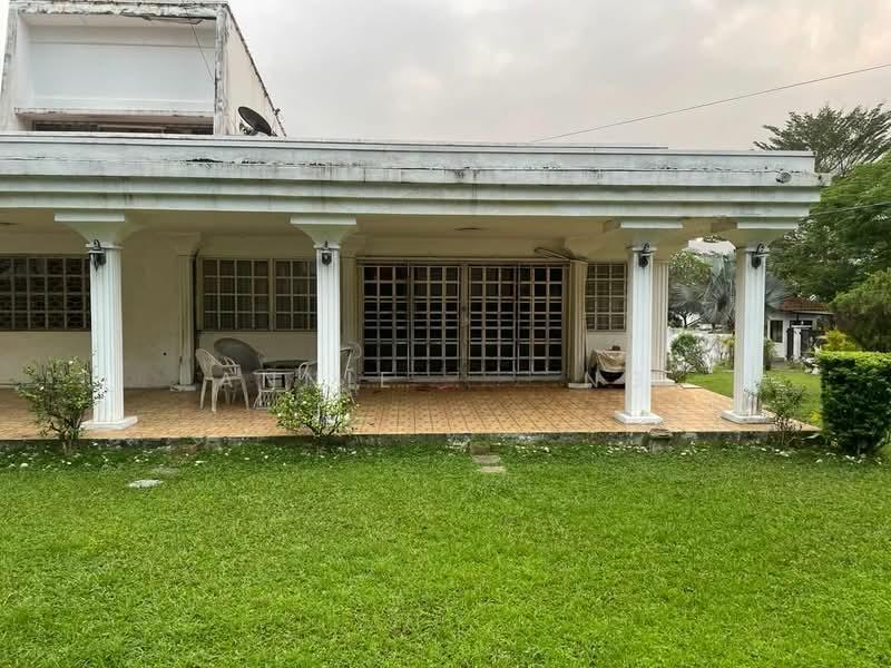 PJ CORNER 8,250sf Bungalow. Vibrant Landscape. 2km SS2 & KLGCC. 3km Federal Highway - 2