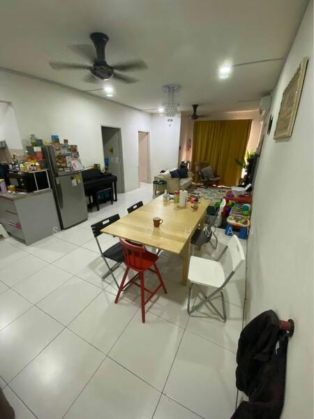 Lakeview Apartments - 4