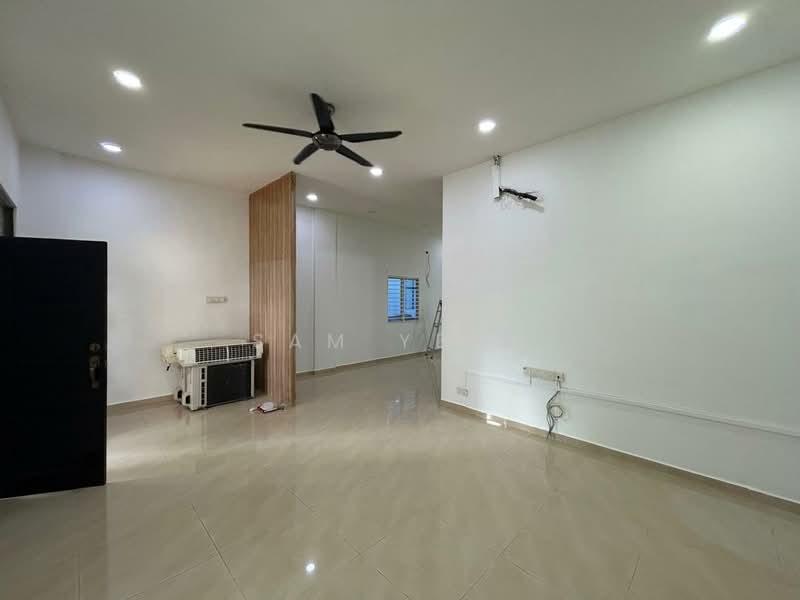 Taman Ara Jelutong 3 Storey Terrace House - 2