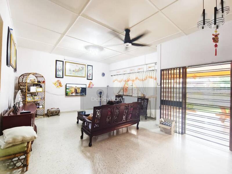 Taman Sentosa, Taman Pelangi, Taman Suria 2 Storey Bungalow Corner - 3