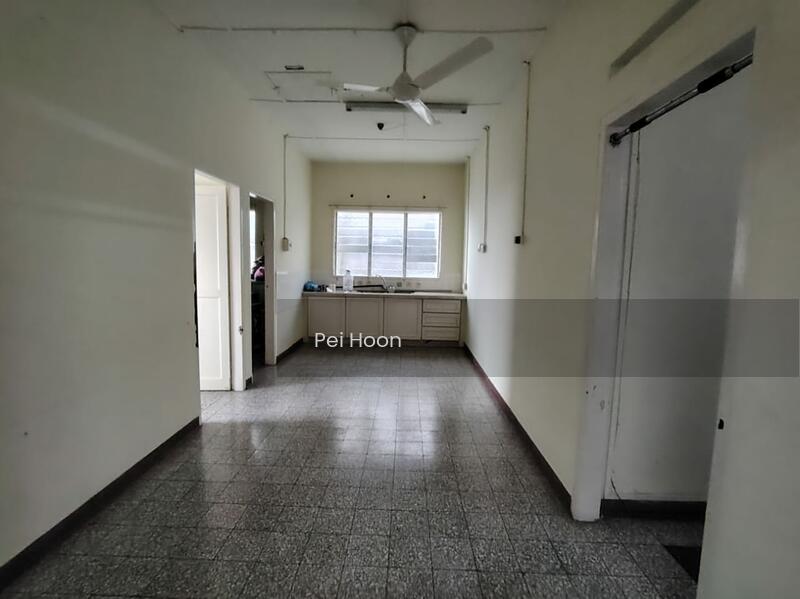 Single storey Semi D - 3