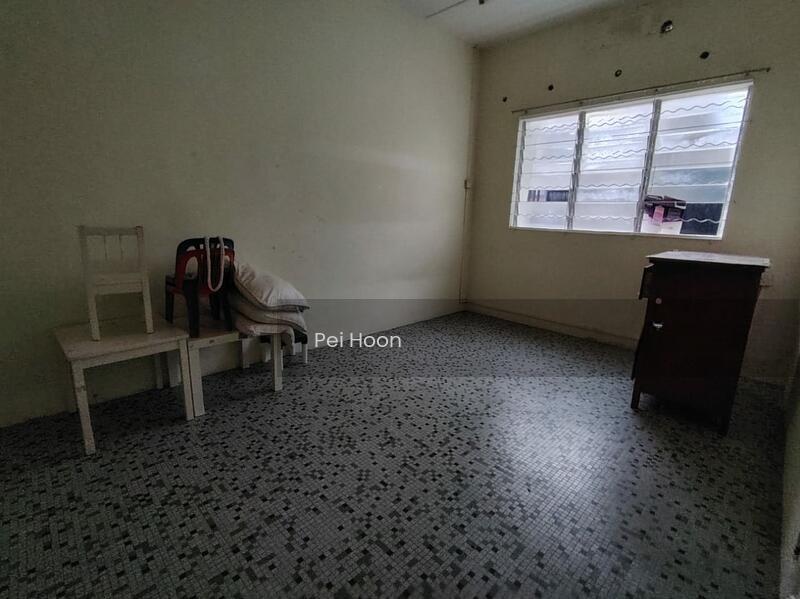 Single storey Semi D - 4