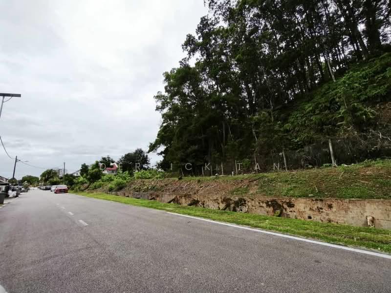 mount austin, jalan mutiara emas - 2