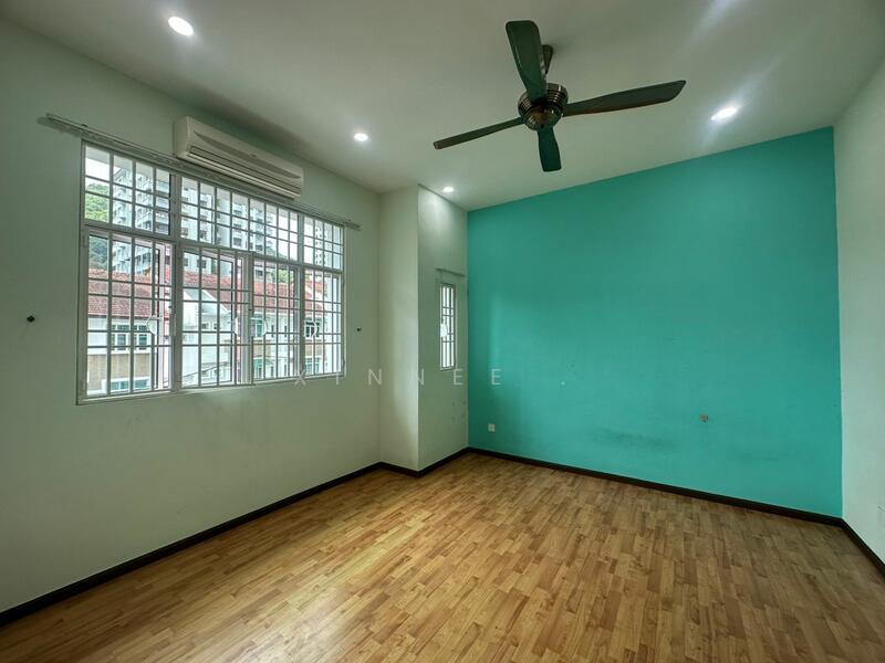 Greenlane Triple Storey Terrace - 3