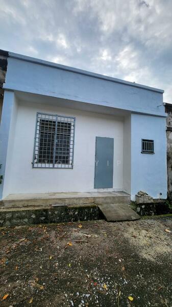 Teratai Bukit Beruntung Shop - 5