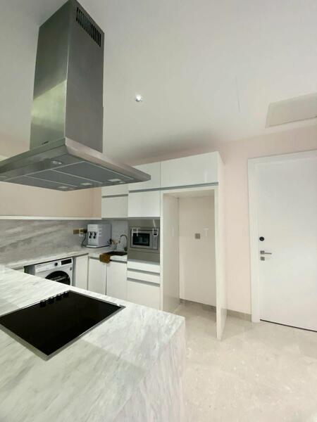 Icon Residence - 5