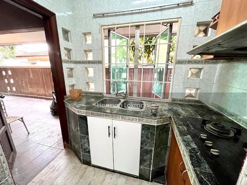 Renovated 2 Storey Semi D Bandar Tasik Puteri Rawang - 5