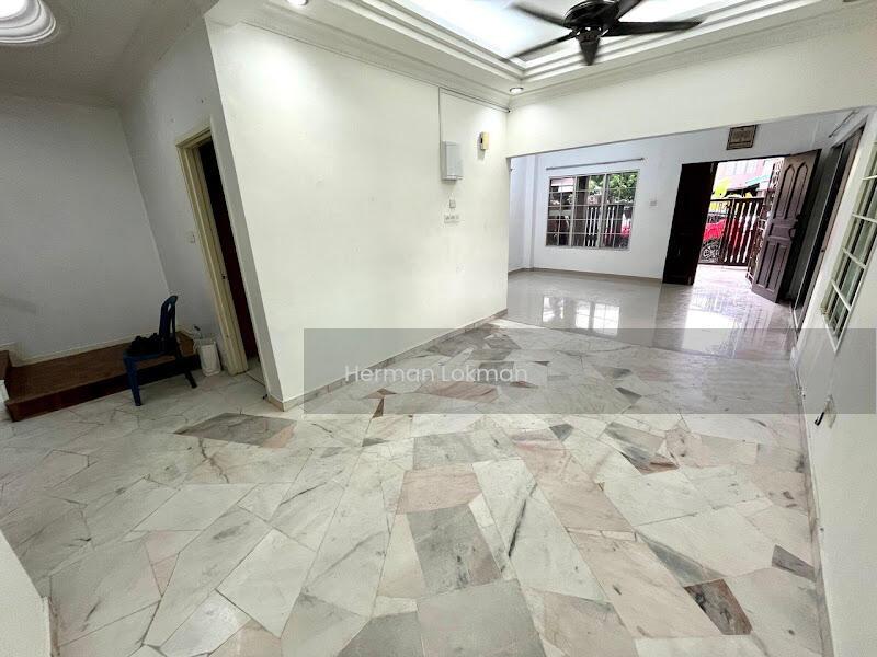 Renovated 2 Storey Semi D Bandar Tasik Puteri Rawang - 2