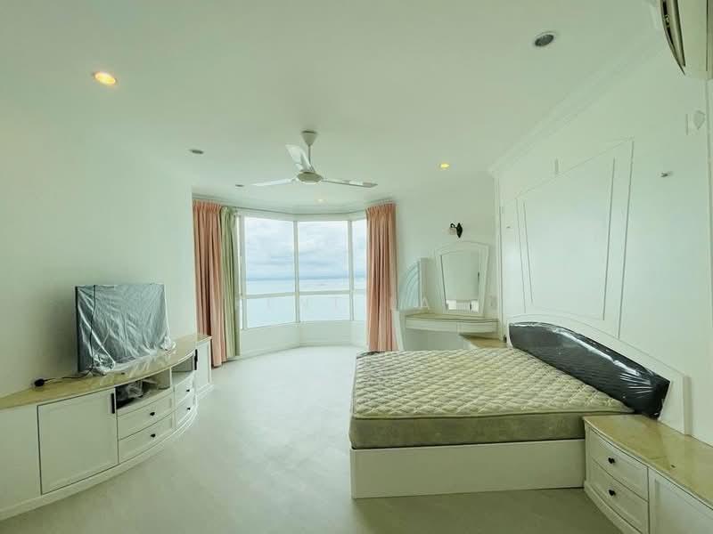 Gurney Beach Resort - 5