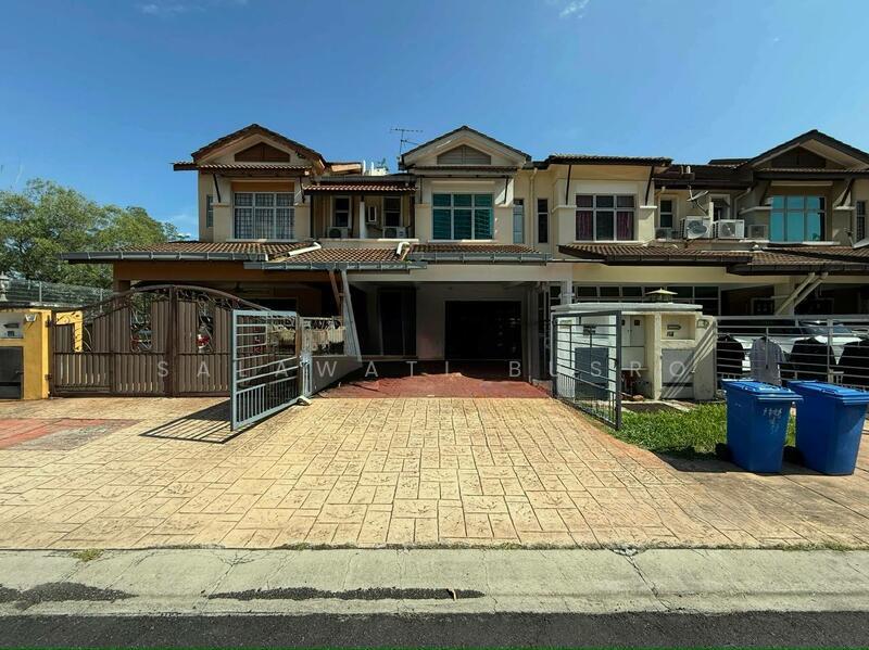 FULLY RENOVATED Double Storey Terrace Jalan Plumbum Seksyen 7 Shah Alam - 1