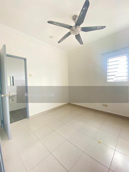 Double Storey Semi D Corner Unit Alam Suria, Puncak alam - 5
