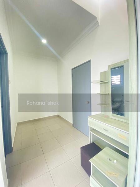 Double Storey Semi D Corner Unit Alam Suria, Puncak alam - 4
