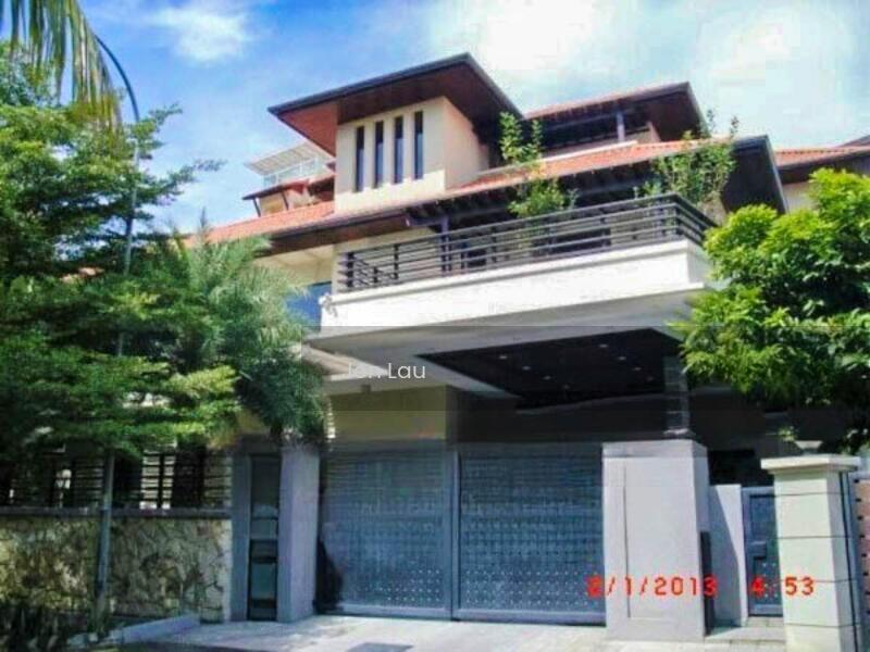 Outstanding Location, Luxurious Renovation - 1