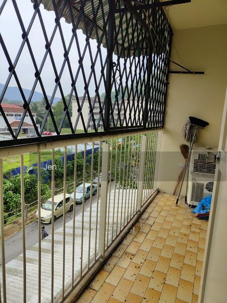 Seksyen 4 Wangsa Maju Flat Block C - 3