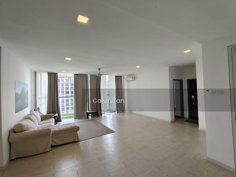 Lakefront Residence - 1