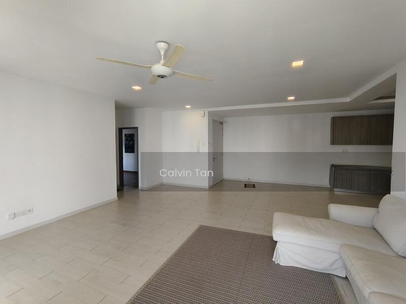 Lakefront Residence - 2