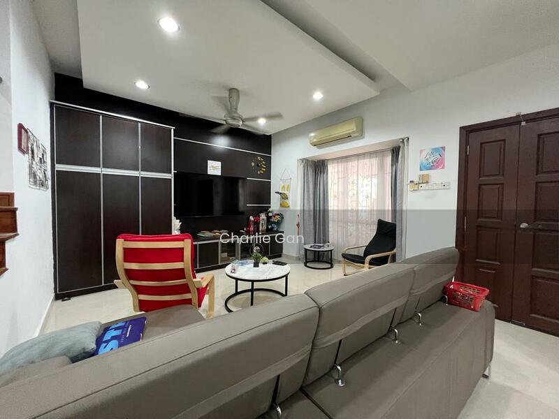 Lakeside Terrace - 2