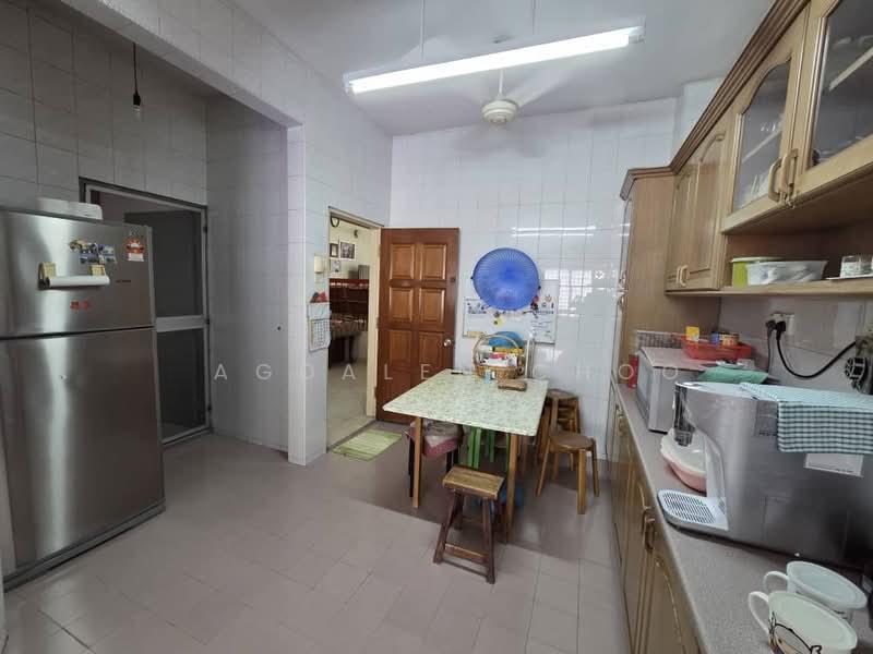 SS2 double storey terrace house - 5