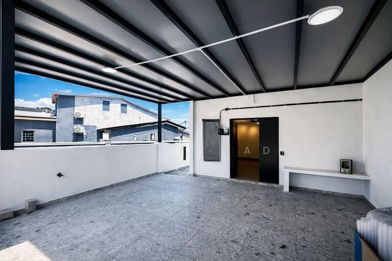 Fully Renovated Endlot Double Storey Terrace Taman Sri Tanjung - 2