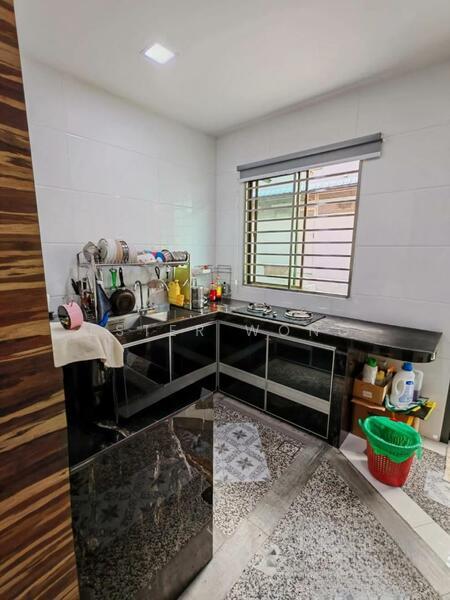 Dato Onn Double Storey Terrace House - 4