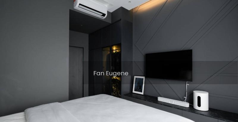 Freehold with Township Condo , 3 ROOM 3 BATH , Free 2 Car Park - 2