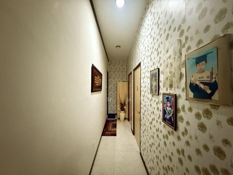 Bandar Nusaputra - 3