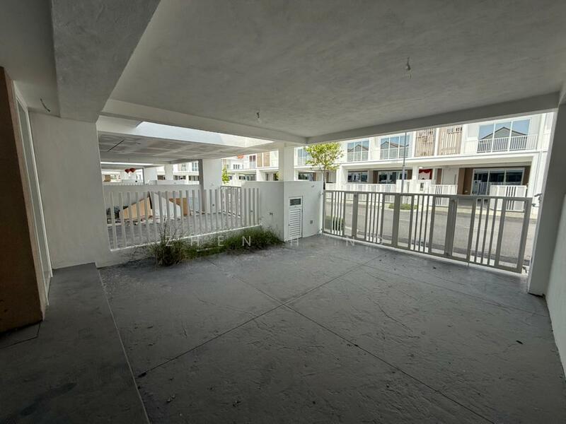 Viluxe at Aspen Vision City - 2