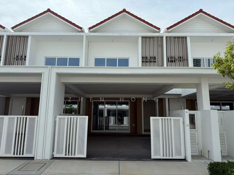 Viluxe at Aspen Vision City - 1