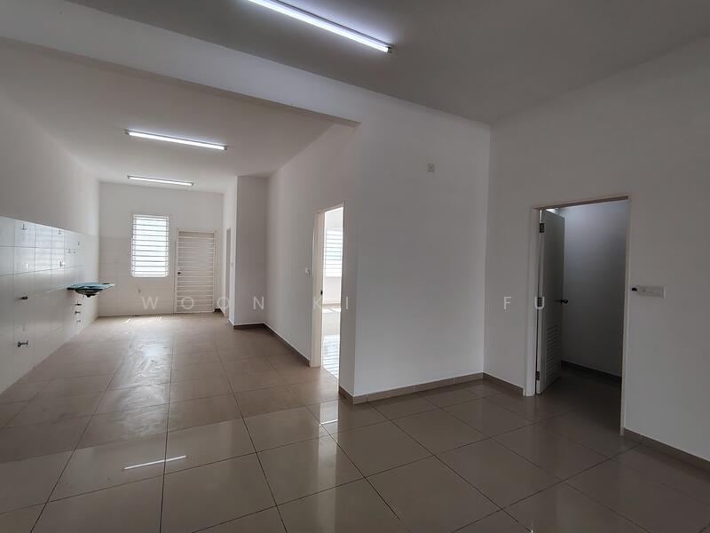 Suriaman 3 Sendayan - 5