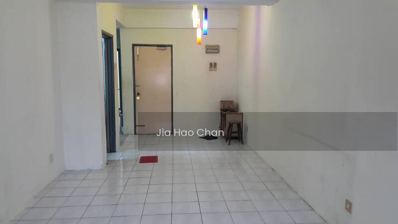 Taman Pinggiran Putra - 2