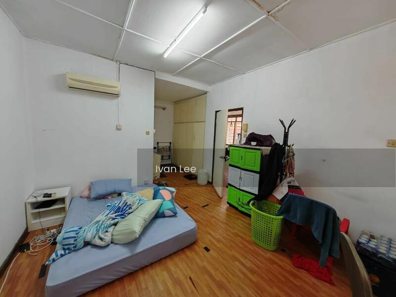 2-storey Terrace House at Seksyen 17 - 5