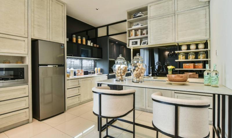 Lyra 2 Residensi - 4