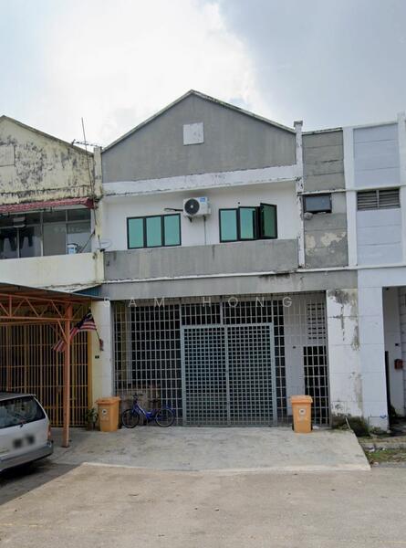 Lorong Sungai Puloh 1.5 Storey Factory - 1
