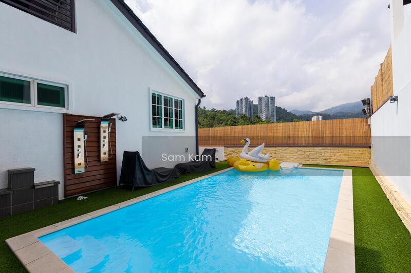 2.5 Storey Bungalow at Tanjung Bungah - 5