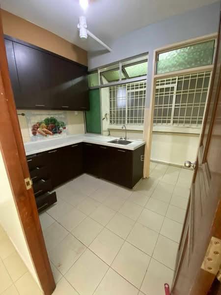 Lake View Suites - 2