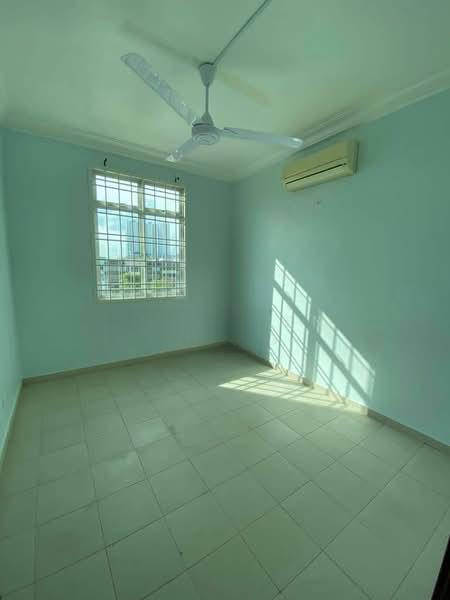 Lake View Suites - 4
