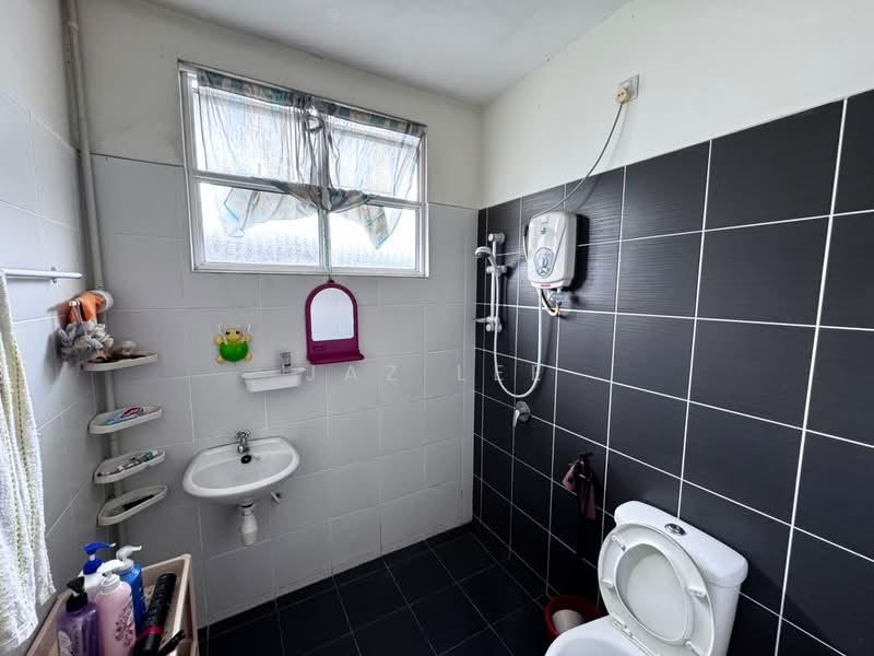 Taman Universiti - 2