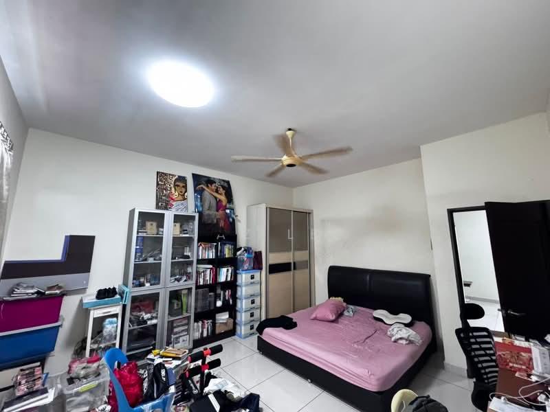 Taman Universiti - 4