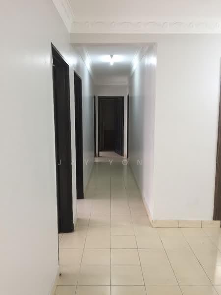 Plaza Metro Prima - 5