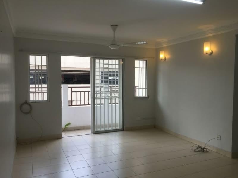 Plaza Metro Prima - 2