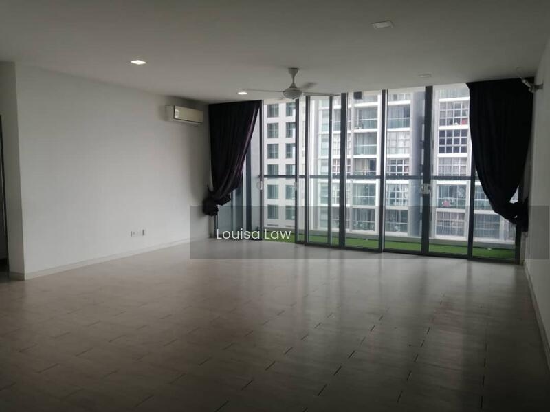 Lakefront Residence - 1