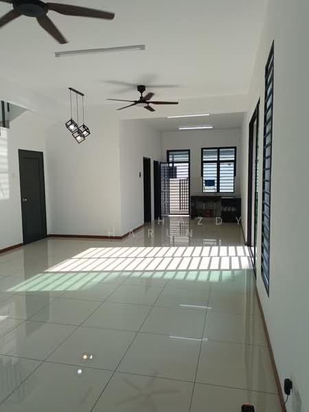 Tresna Teruntum Saujana Perdana - 2