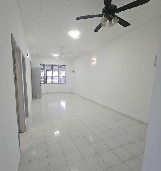 Taman Senai Utama - 4