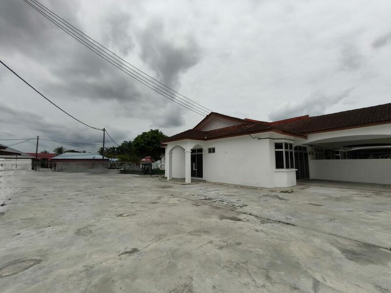 Parit Raja - 3