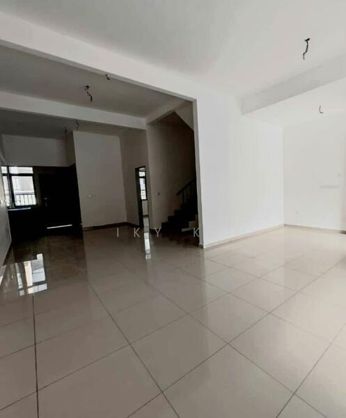 Bandar Tun Hussein Onn - 1