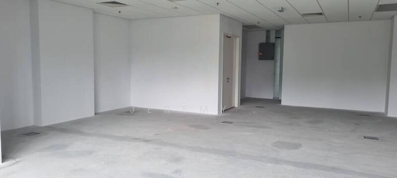 Menara Bangkok Bank @ Berjaya Central Park - 4