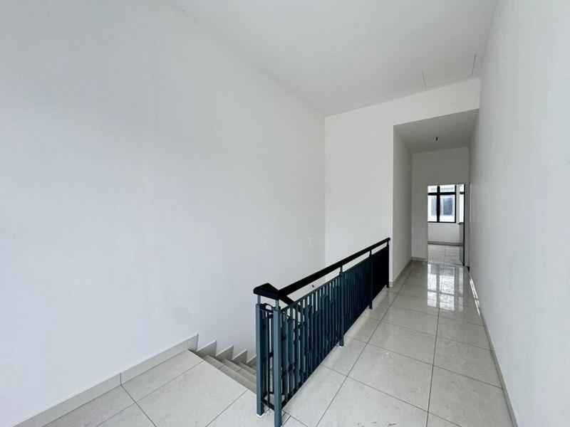 Setia Tropika Setias Tropikas - 5