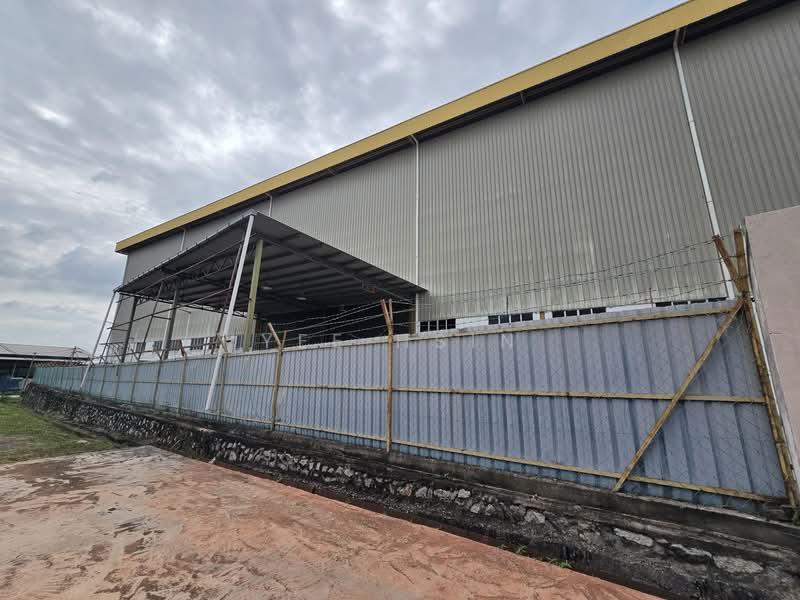 Taman Sri Kelemak - 4