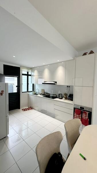 Austin Duta Austins Dutas - 2